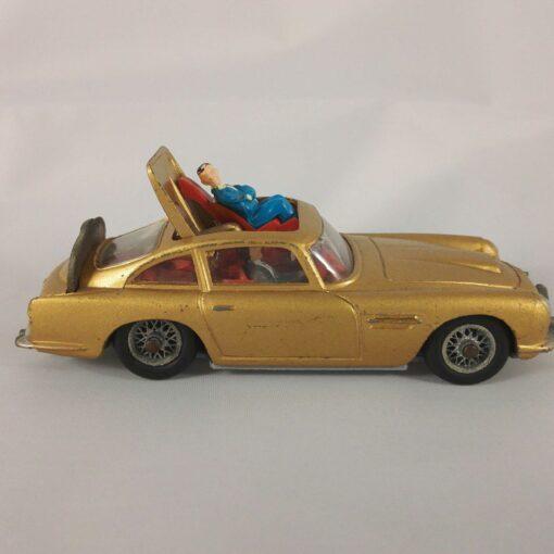 Aston Martin DB5 James Bond - Corgi Toys - 261
