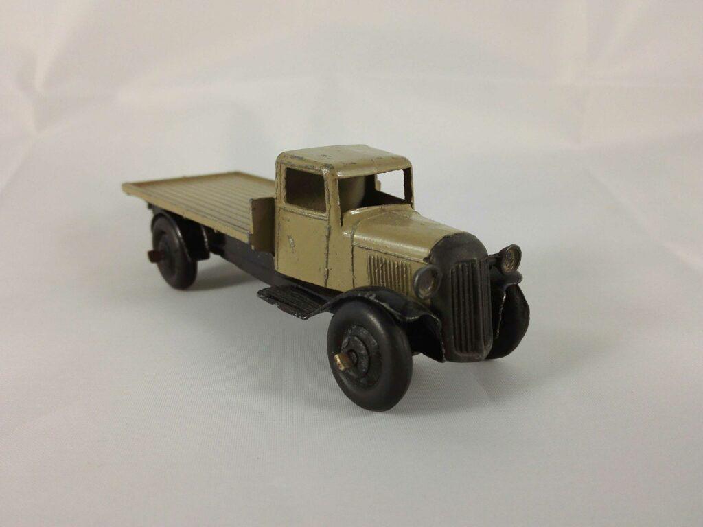 Flatbed Lorry - Dinky Toys - 25C