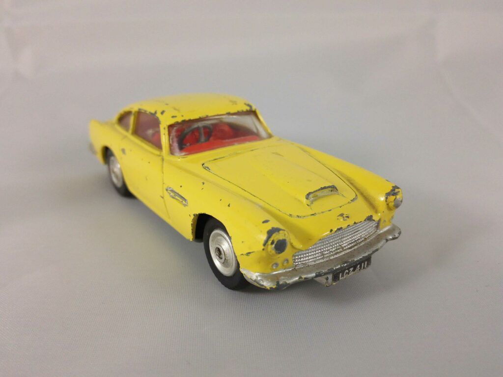 Aston Martin DB4 - Corgi Toys - 218
