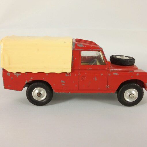 Land Rover 109 W.B. - Corgi Toys - GS17