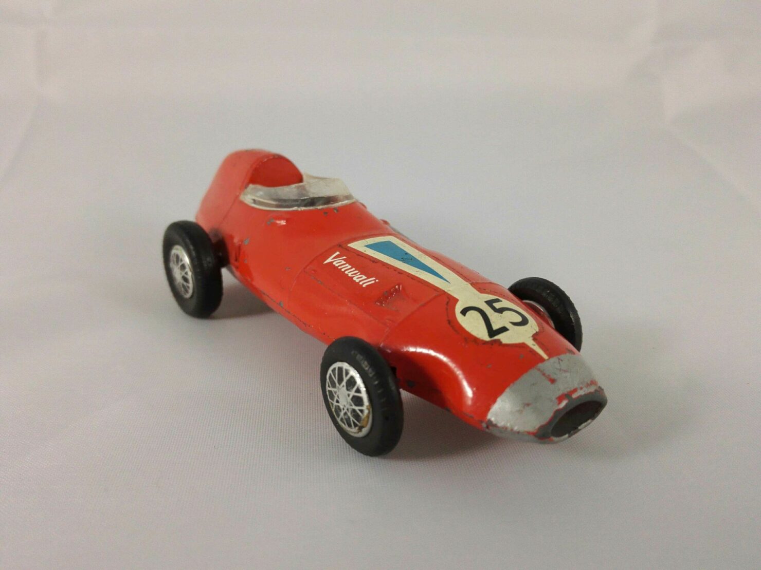 Corgi Toys 150 Vanwall Formula 1 Grand Prix 1:43 • EUR 49,00
