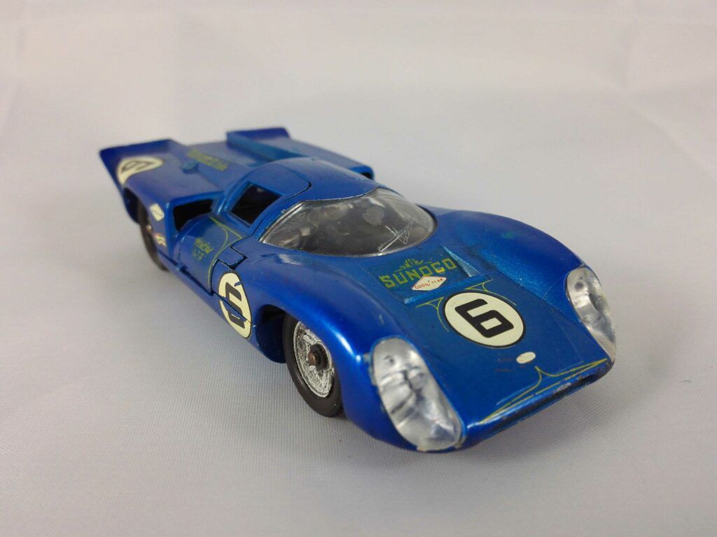 Lola T70 Mk 3B - Solido - 175