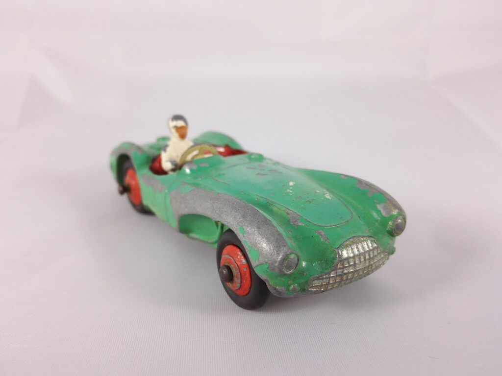 Aston Martin DB3S - Dinky Toys - 110