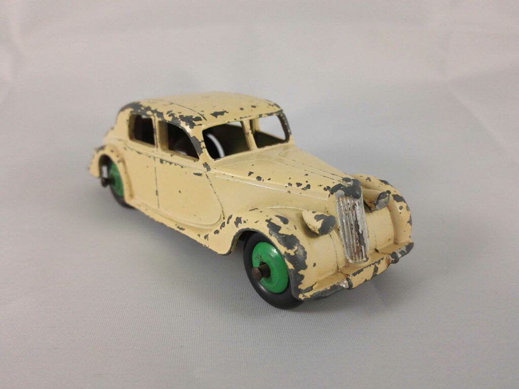 Riley Saloon - Dinky Toys - 40A