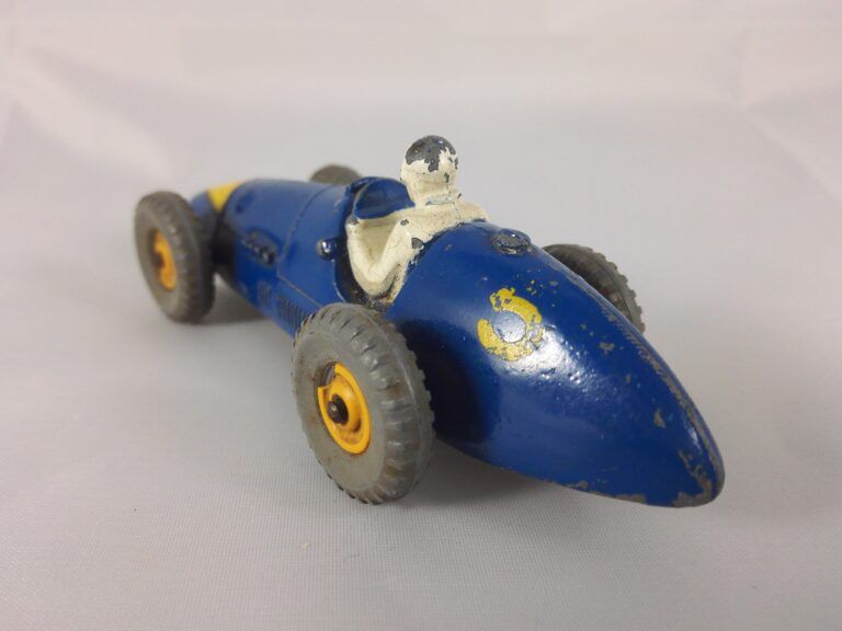 Dinky Toys Ferrari 500 F2 - 234