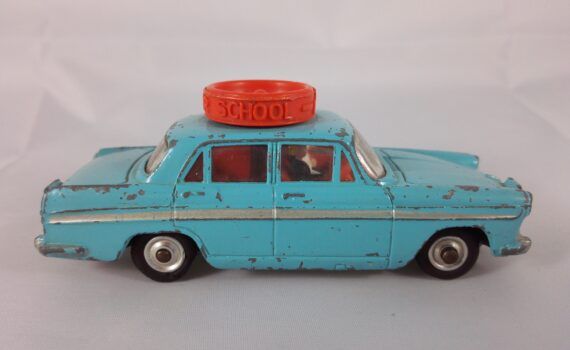 Austin A-60 Auto Ecole - Corgi Toys - 236