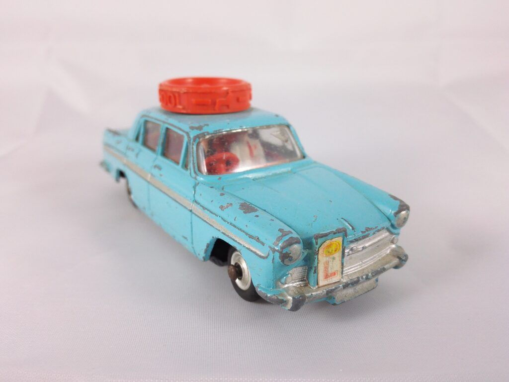 Austin A-60 Auto Ecole - Corgi Toys - 236