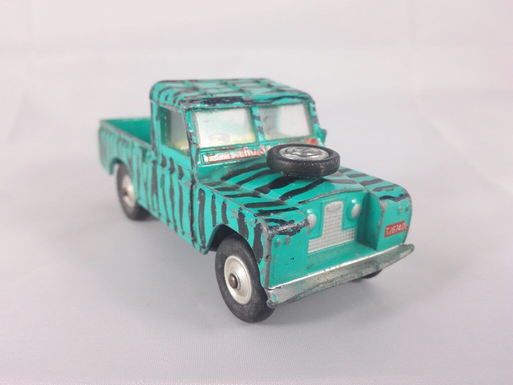 Land Rover 109 W.B. Daktari - Corgi Toys - GS7