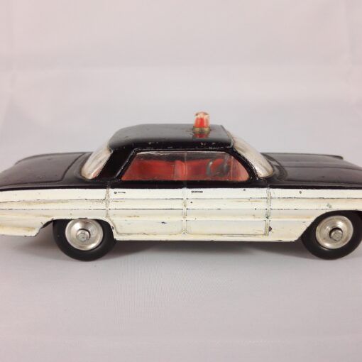 Corgi Toys Oldsmobile Super 88 County Sheriff - 237