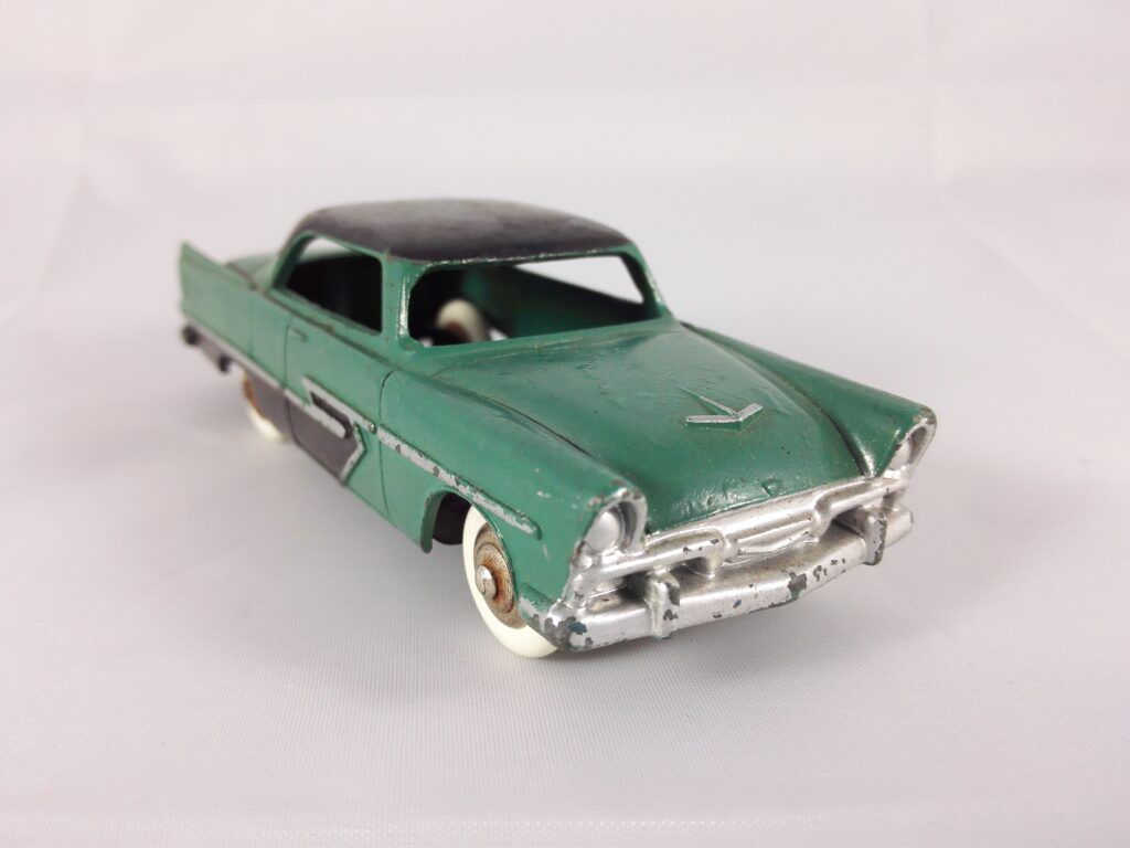 Plymouth Belvedere - Dinky Toys - 24D