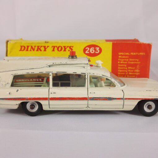 Pontiac Superior Criterion Ambulance - Dinky Toys - 263