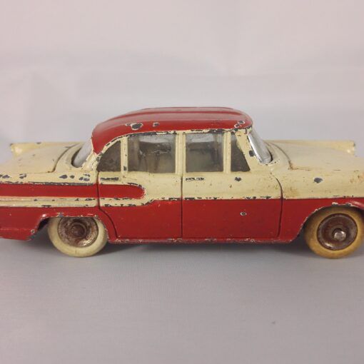 Simca Vedette Chambord - Dinky Toys - 24K