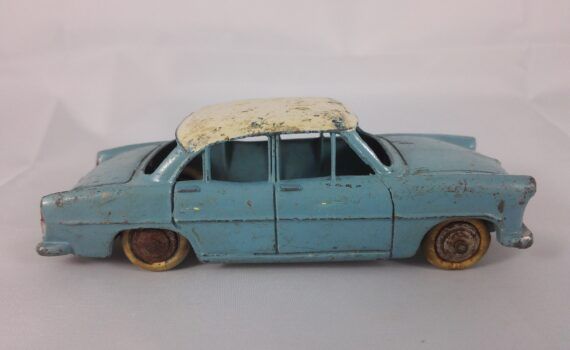 Simca Vedette Versailles - Dinky Toys - 24Z