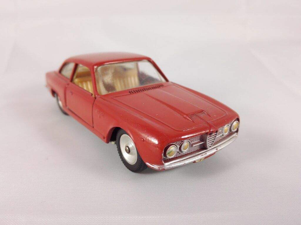 Alfa Romeo 2600 Sprint - Solido - 125