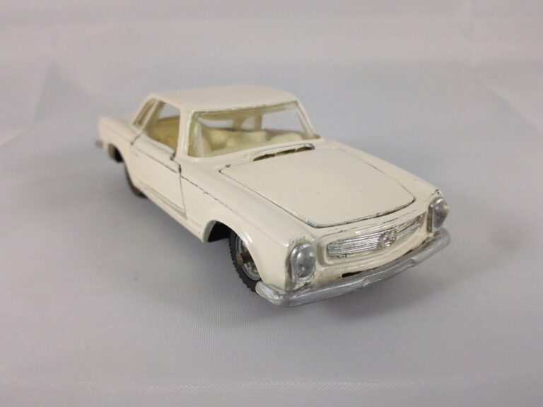 Mercedes-Benz 230 SL - Novoexport