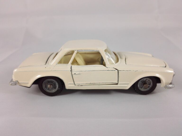 Mercedes-Benz 230 SL - Novoexport