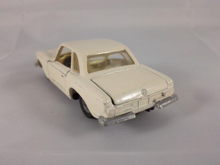 Mercedes-Benz 230 SL - Novoexport