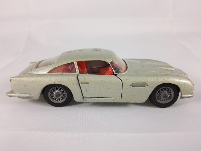 Aston Martin DB5 Vantage - Solido - 130