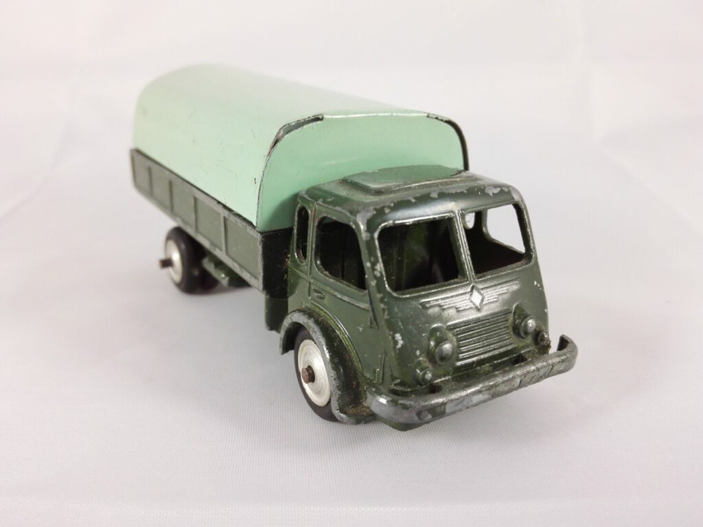 Renault Fainéant 7 Tonnes - CIJ - 3/25