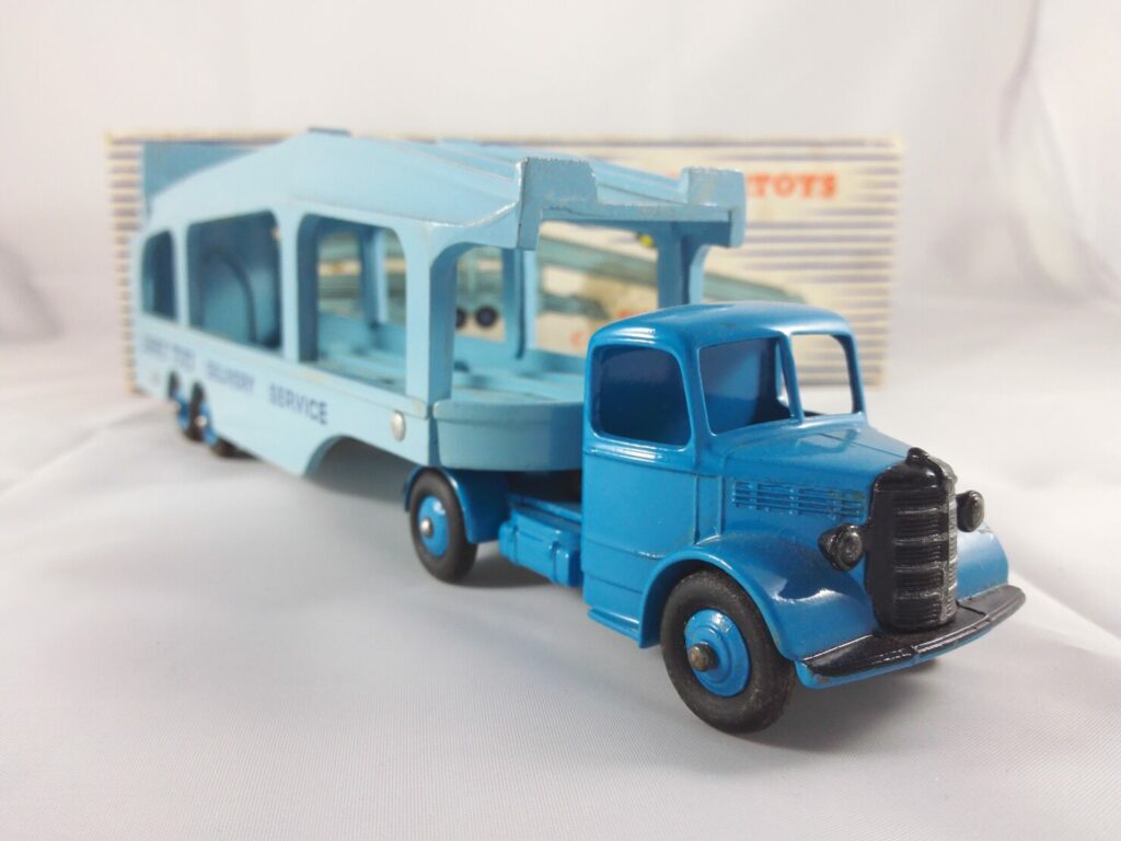 Bedford Pullmore Car Transporter - Dinky Toys - 582