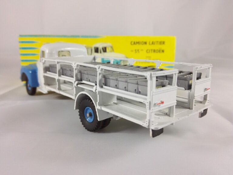 Citroën P55 Laitier - Dinky Toys - 586