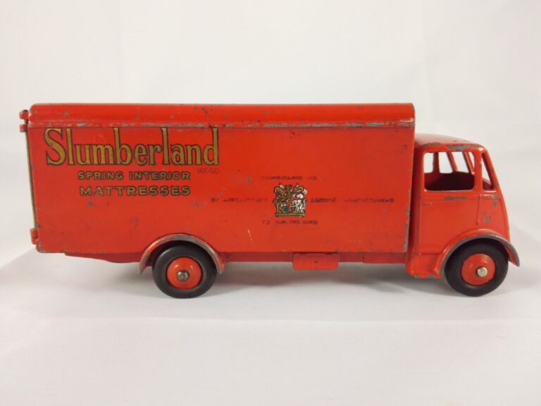 Guy Vixen Slumberland - Dinky Toys - 514