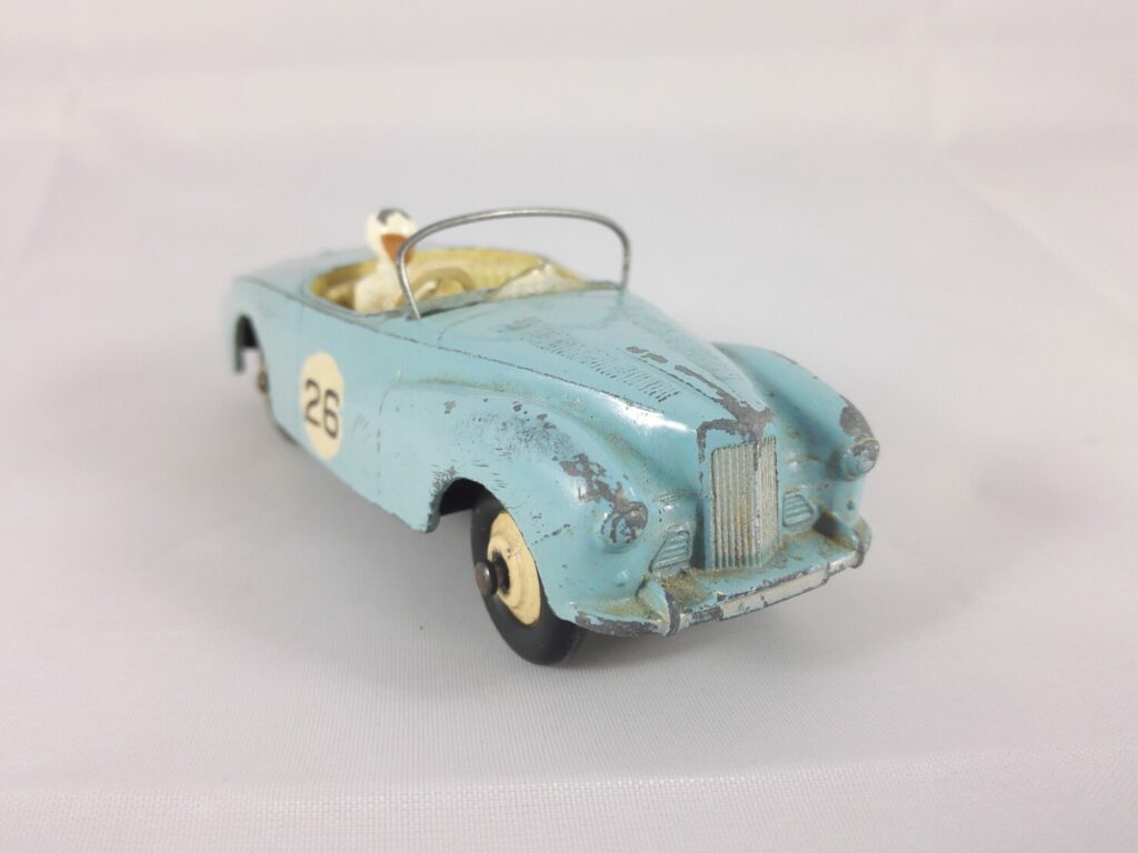 Sunbeam Alpine - Dinky Toys - 107