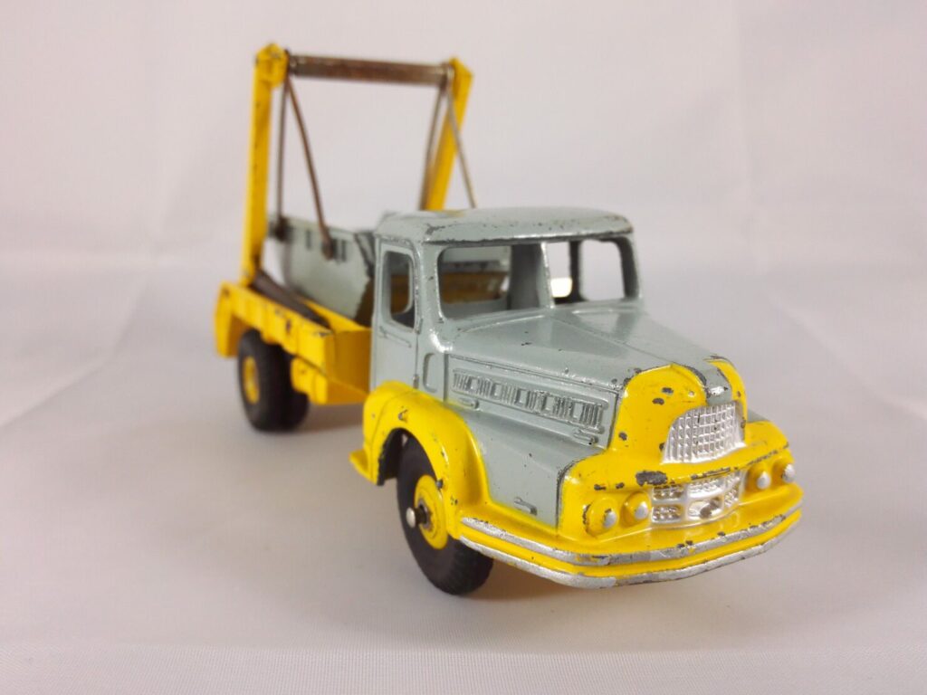 Unic Izoard Multibenne Marrel - Dinky Toys - 38A