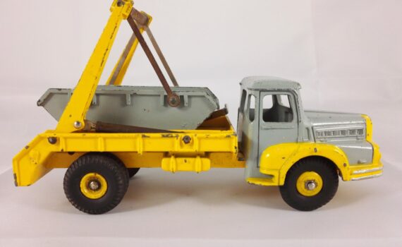 Unic Izoard Multibenne Marrel - Dinky Toys - 38A