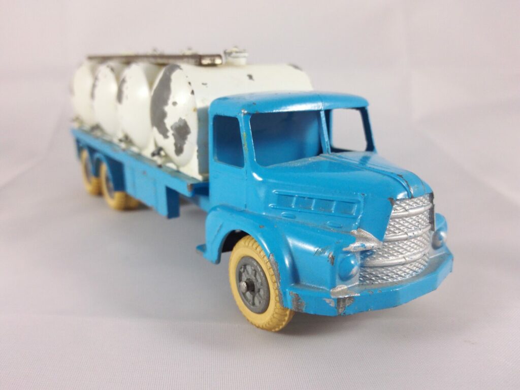 Unic ZU120 Laitier - JRD - 128b