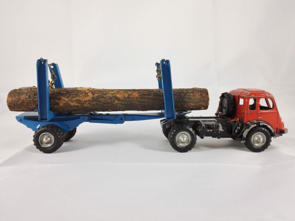 Renault Fainéant Fardier - CIJ - 3/73