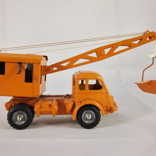 Renault Fainéant Grue - CIJ - 3/81b