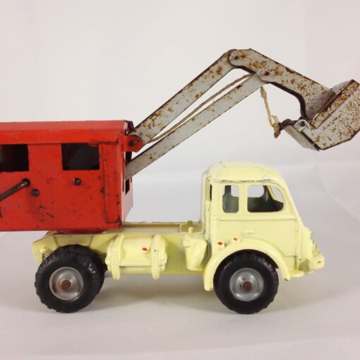 Renault Fainéant Pelleteuse - CIJ - 3/82