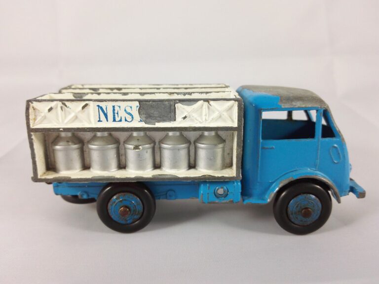 Ford COE Laitier - Dinky Toys - 25O