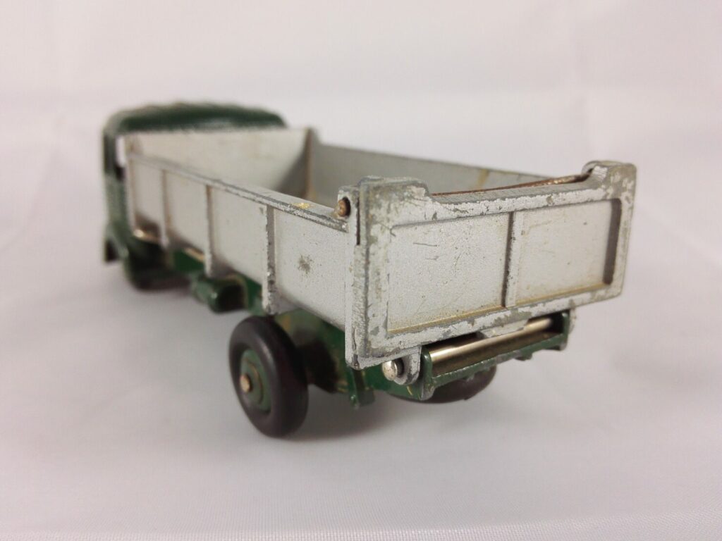 Dinky Toys Simca Cargo Benne - 33B