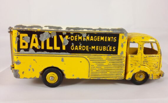 Dinky Toys Simca Cargo Transports Bailly - 33AN
