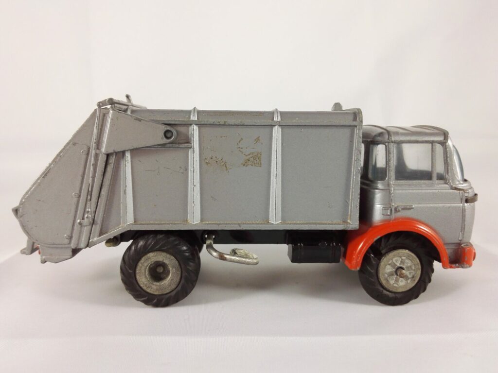 JRD Berliet GAK Eboueurs - 131