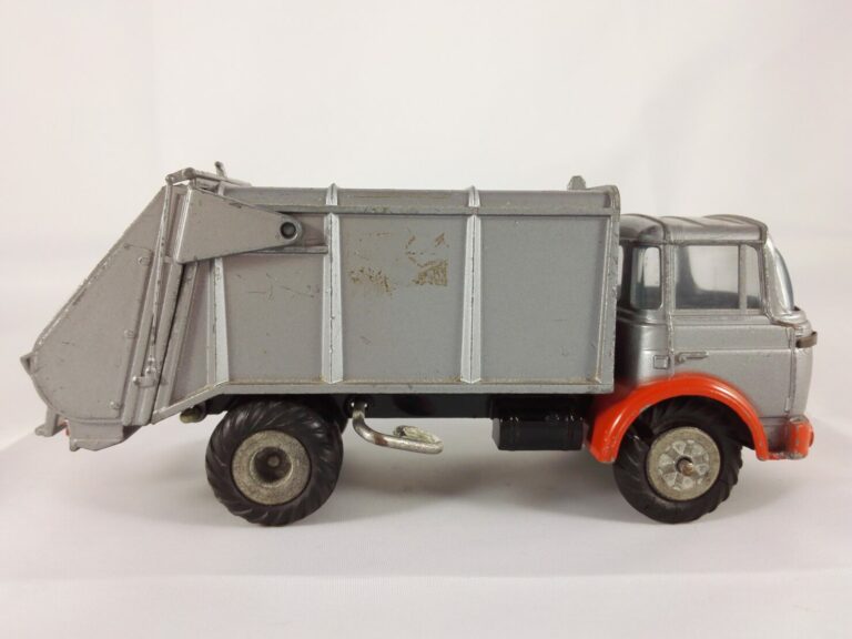 JRD Berliet GAK Eboueurs - 131