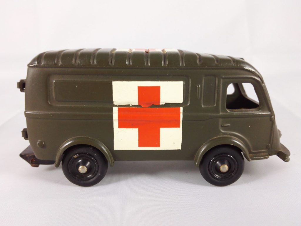 Renault Goélette 1000 Kgs Ambulance Militaire - CIJ - 3/61M