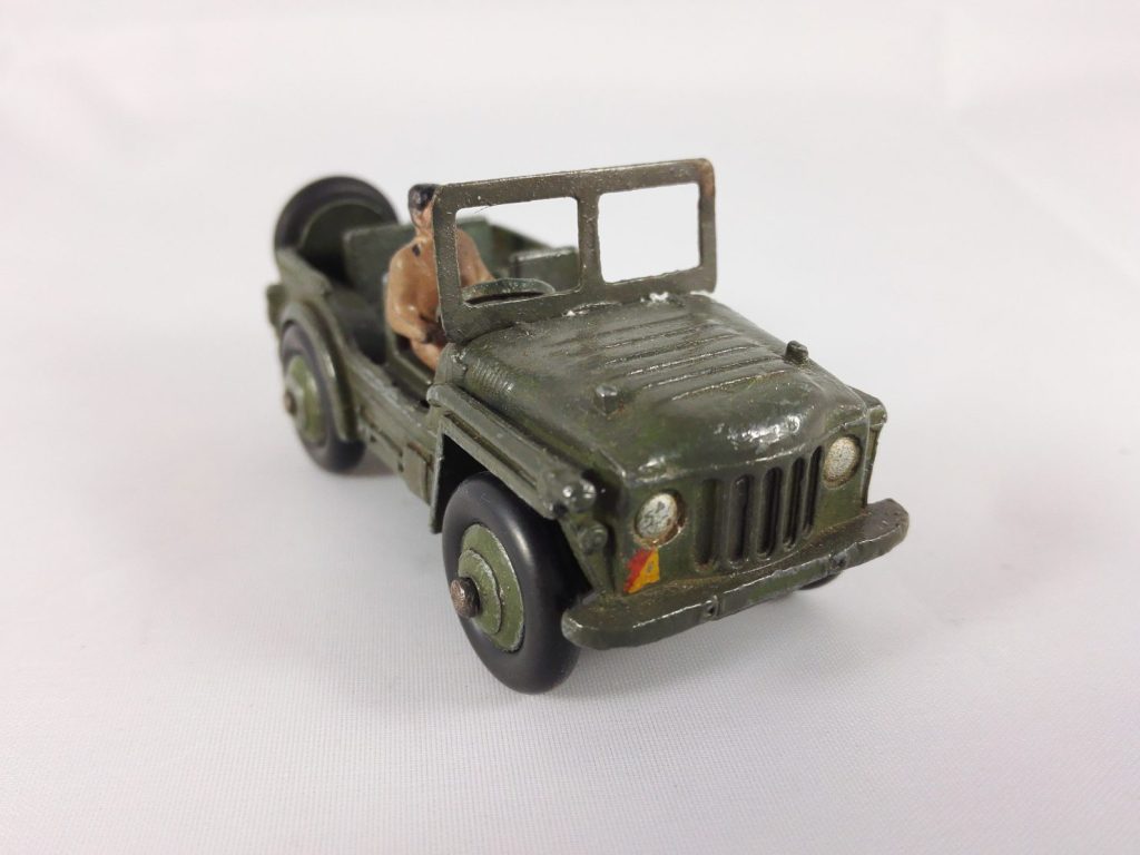 Austin Champ - Dinky Toys - 674