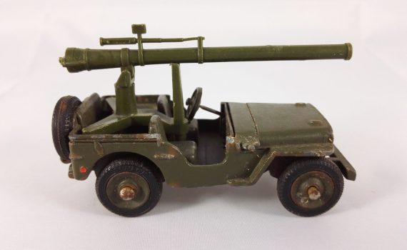 Hotchkiss-Willys Jeep avec Canon 106 SR - Dinky Toys - 829