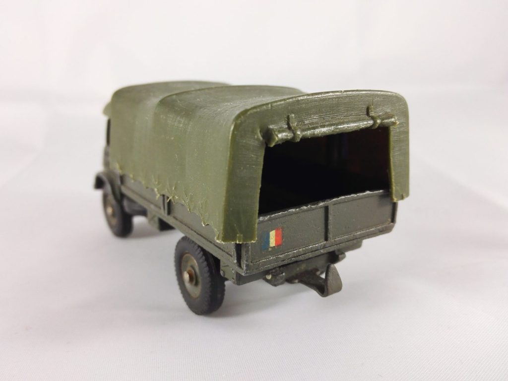 Mercedes-Benz Unimog - Dinky Toys - 821