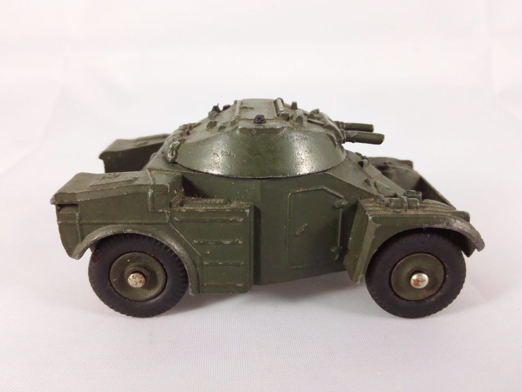 Panhard AML 60 - Dinky Toys - 814