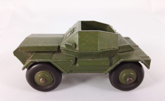 Scout Car - Dinky Toys - 673