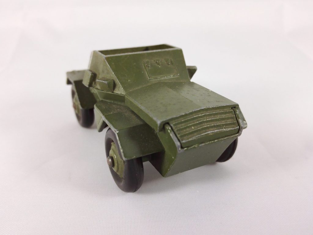 Scout Car - Dinky Toys - 673