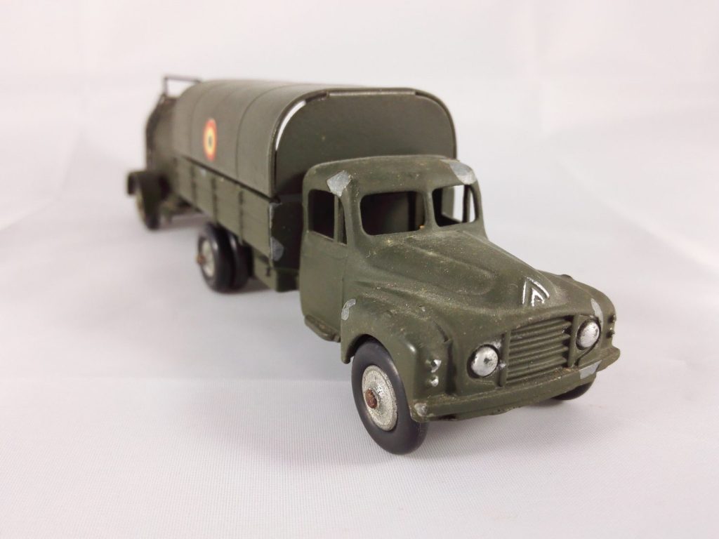 Citroën P55 et Citerne - JRD - 155