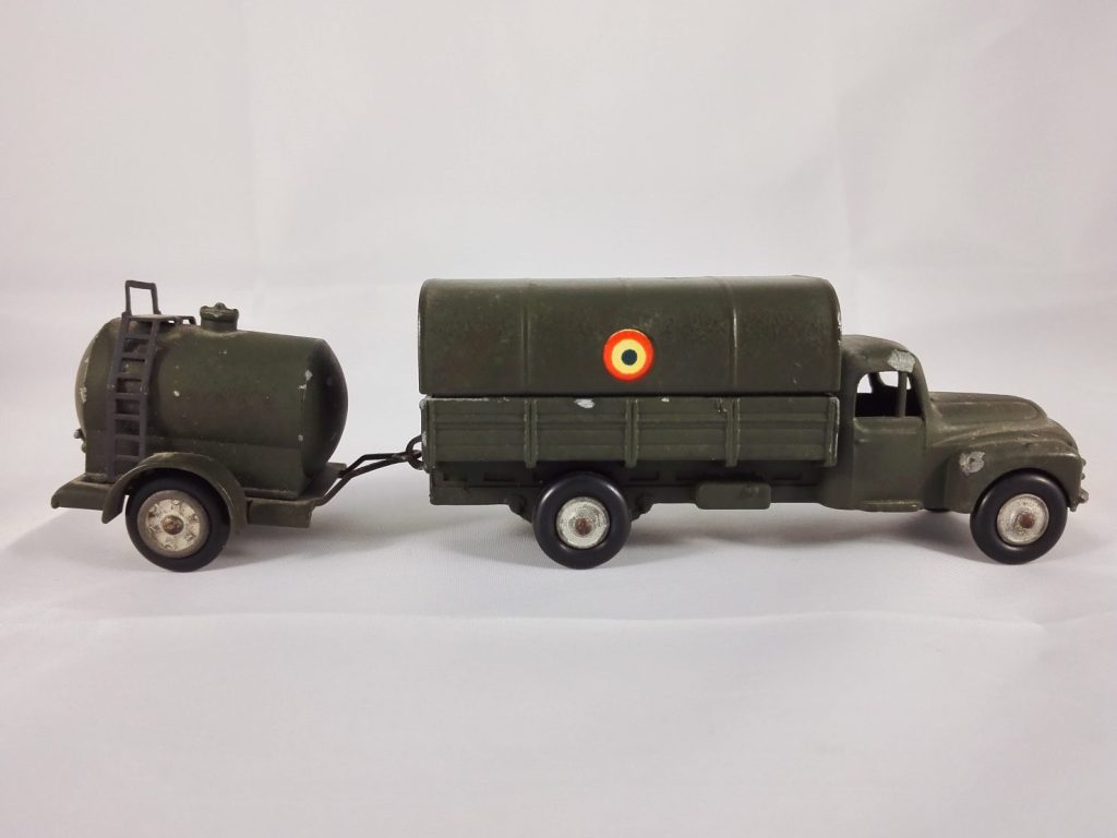 Citroën P55 et Citerne - JRD - 155