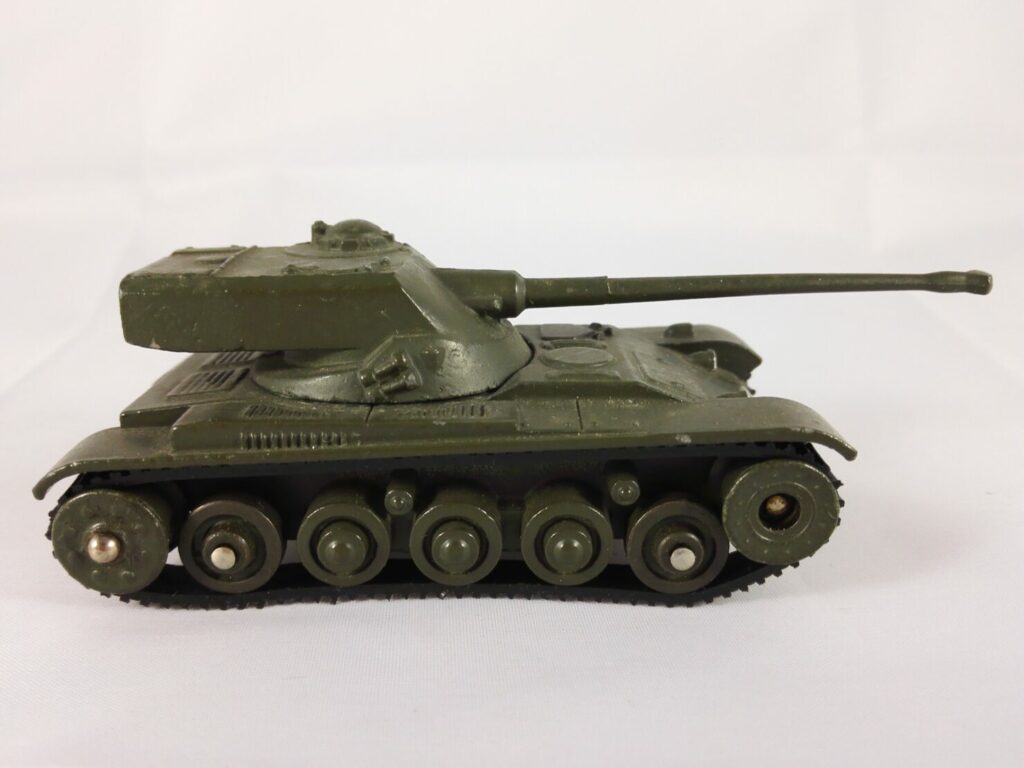 AMX-13 - Dinky Toys - 817