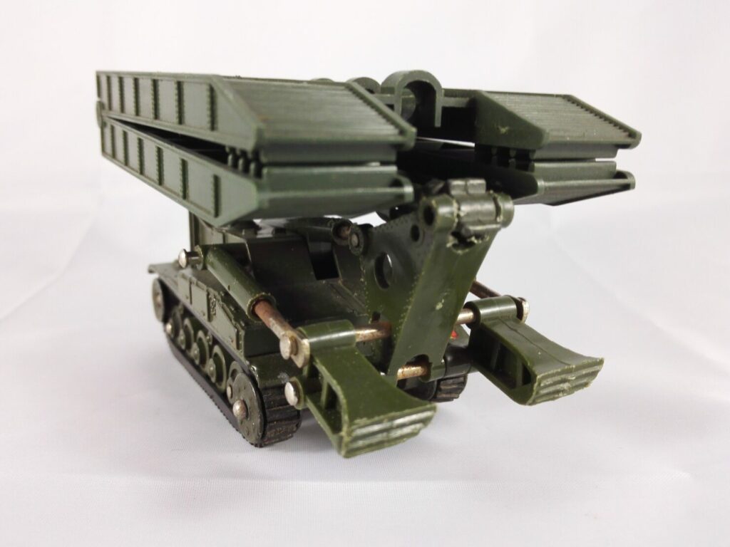 AMX-13 Poseur de Pont - Dinky Toys - 883