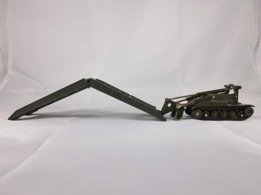 AMX-13 Poseur de Pont - Dinky Toys - 883